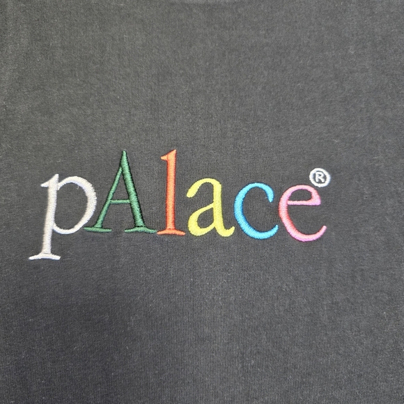 Palace by Palace Skateboards Black Embroidered Logo Men's T-Shirt Size XL - Picture 3 of 8
